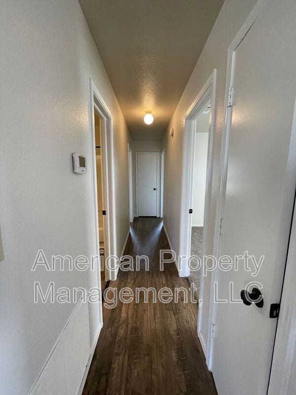 Building Photo - 13140 E 44th St