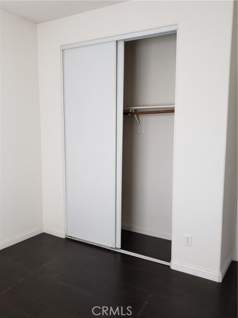 Building Photo - 7117 Silverwood Dr