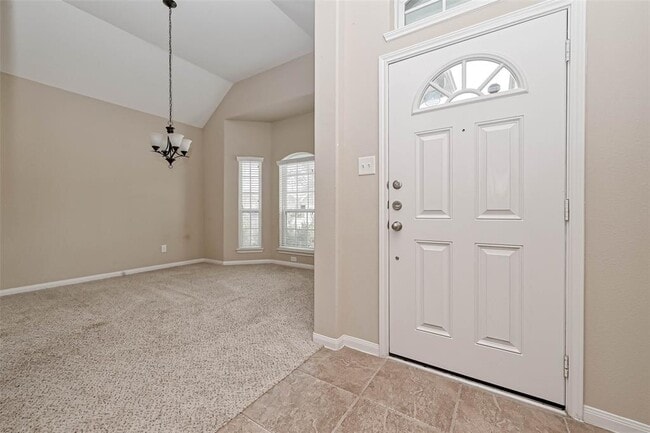 Building Photo - 10019 Taylor Springs Ln