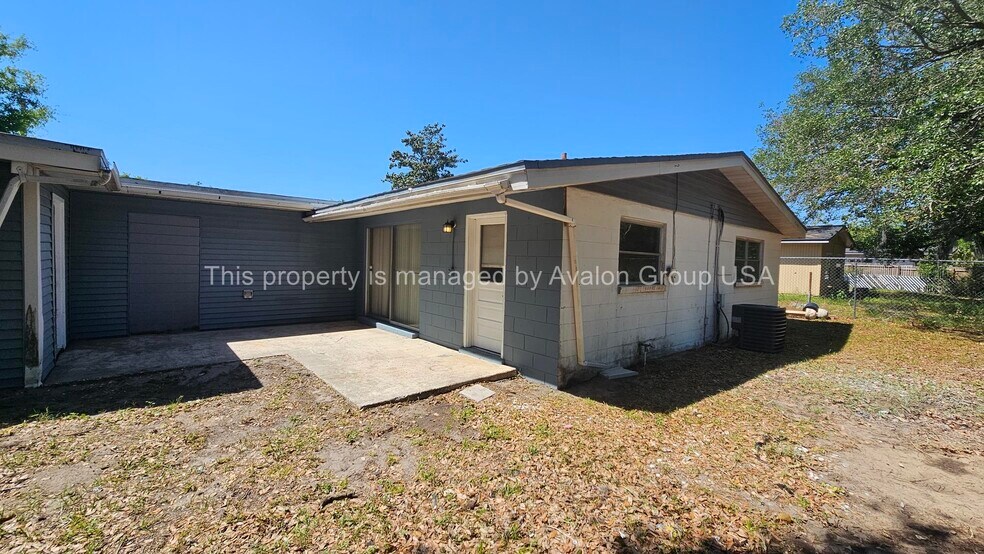 Building Photo - 7957 Jaguar Dr