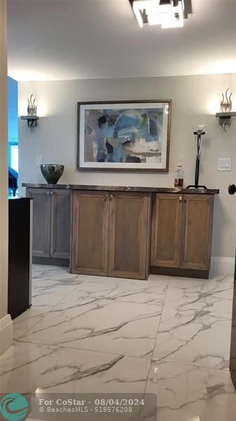 Building Photo - 1360 S Ocean Blvd