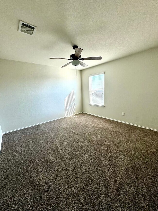 Building Photo - AVAILABLE SOON!