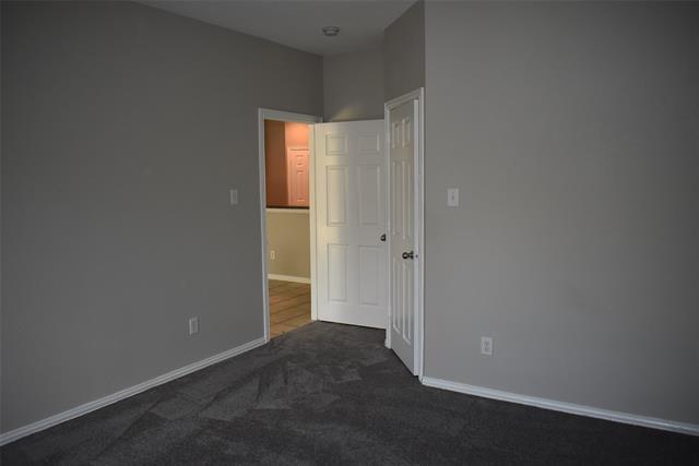 Building Photo - 5804 Mariposa Dr