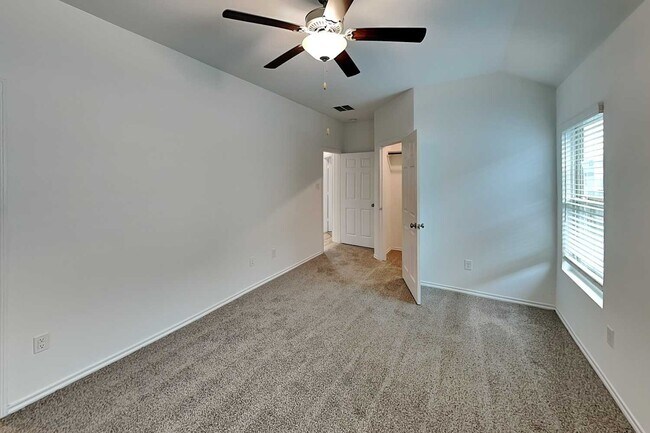 Building Photo - 18727 Faustina Way