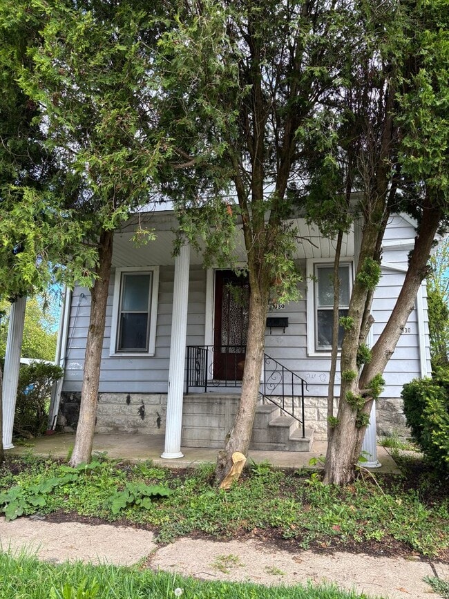 Primary Photo - SECTION 8 AND EDEN ACCEPTED!!! Cozy 2-bedroom home - Renovation in progress!