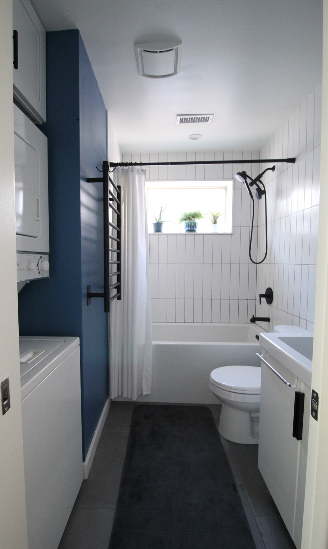 Newly renovated bathroom - 1702 Wallace St