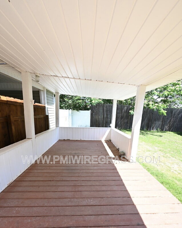 Building Photo - 267 Barbara Dr