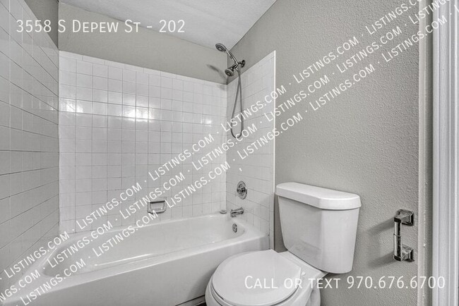 Building Photo - 3558 S Depew St