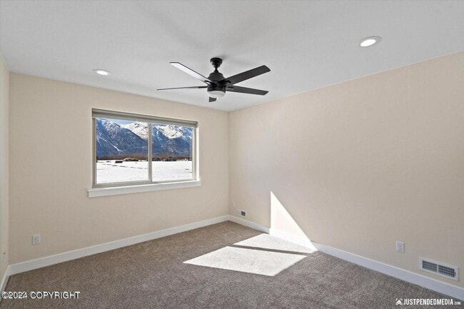 Building Photo - Stunning, brand new construction property with unparalleled views