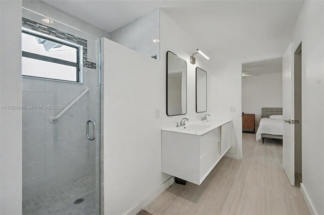 Building Photo - 6438 Via Rosa