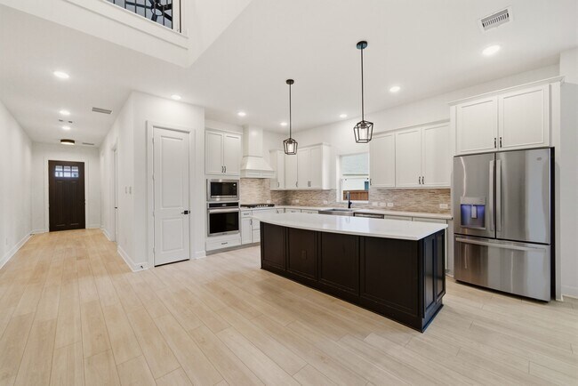 Building Photo - 13803 Cerezo Creek Pointe Dr