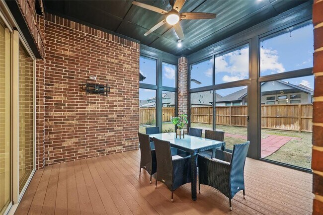 Building Photo - 28227 Cedar Peak Dr