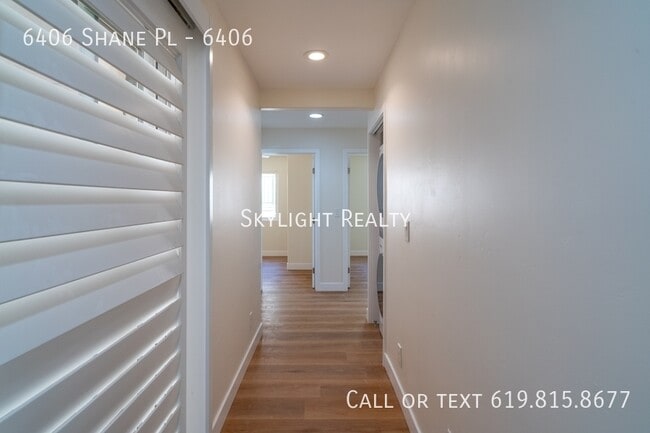 Building Photo - 6406 Shane Pl