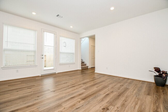 Building Photo - 9606 Starry Eyes Ln