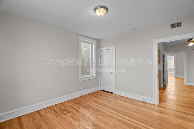 Building Photo - 4175 McRee Ave