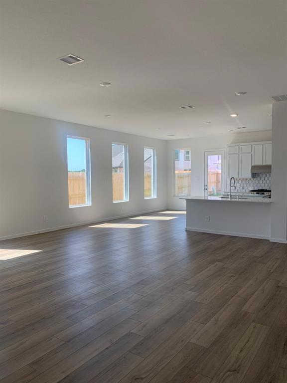 Building Photo - 32030 Meadowlake Mews Ln