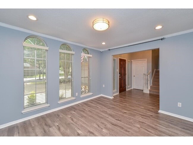 Building Photo - 6111 Dove Fern Ct