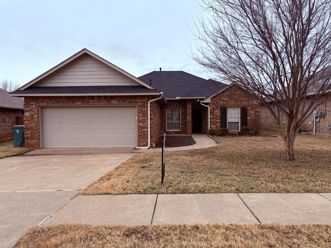 Primary Photo - Three bedroom home in Edmond!