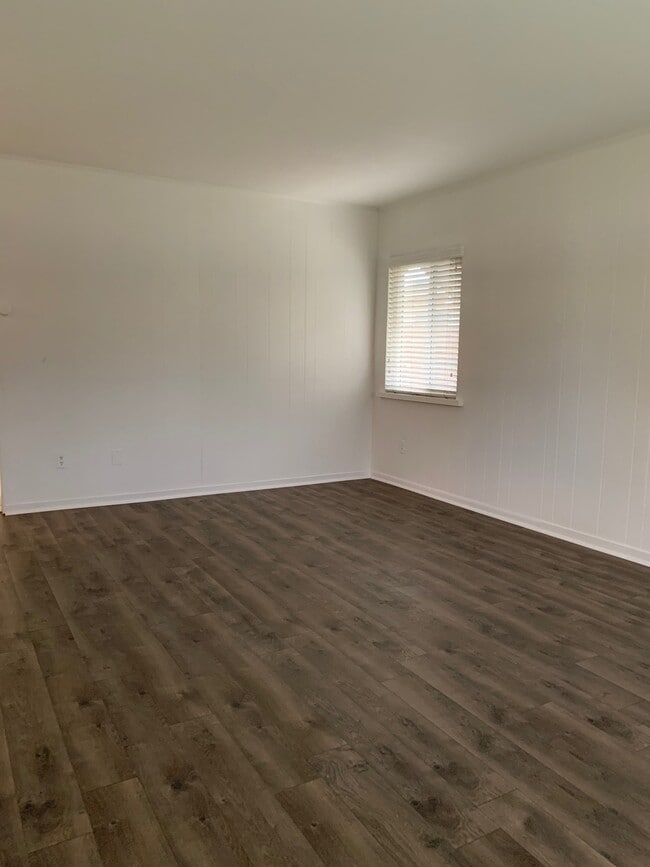 living room - 16748 San Fernando Mission Blvd