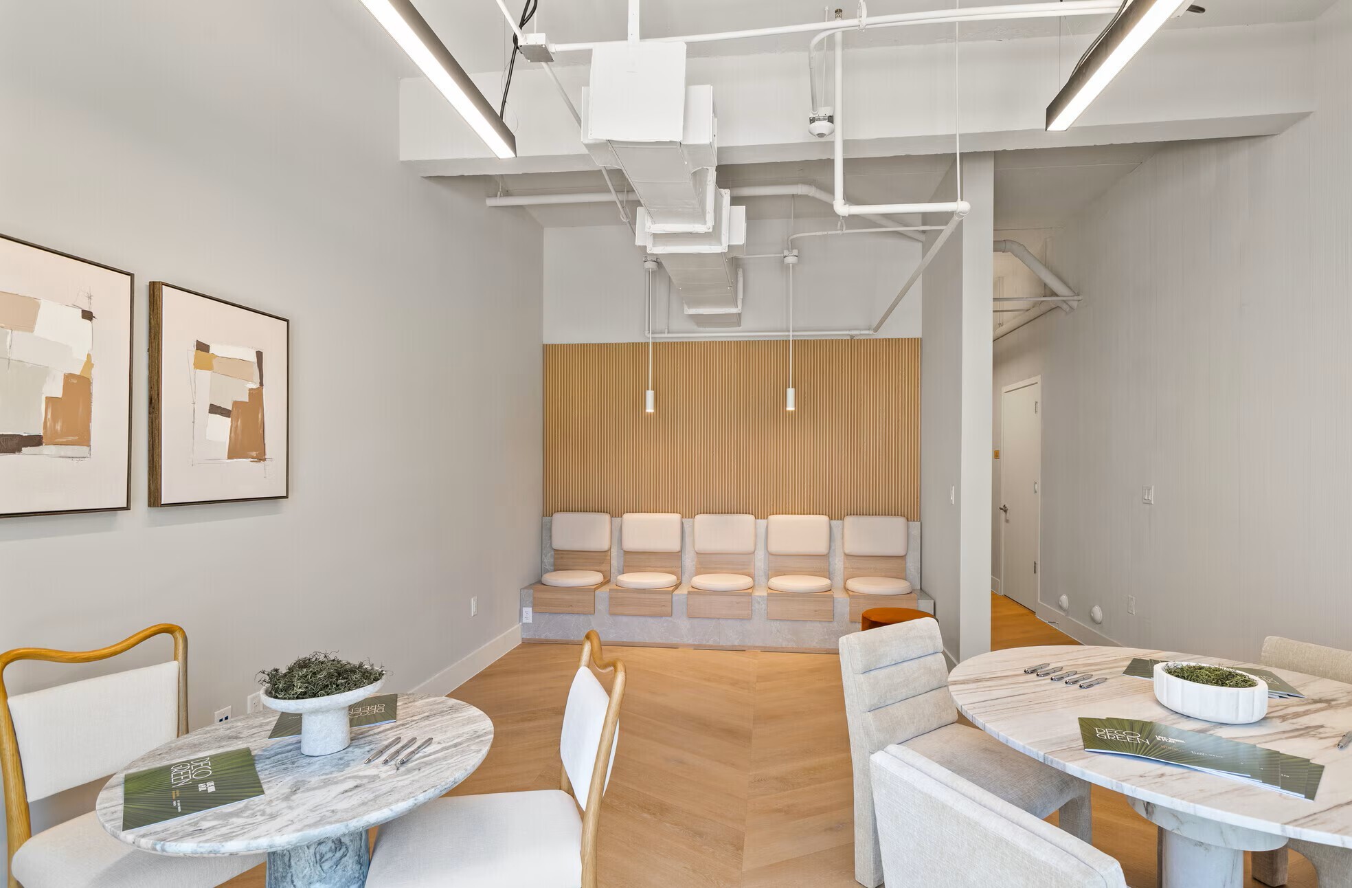 Building Photo - 321 Princeton Dr