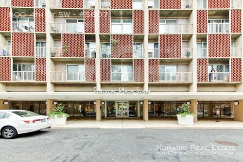 Building Photo - 800 4th St SW