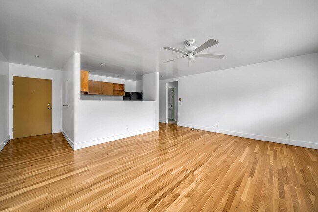 Building Photo - 511 Rialto Ave