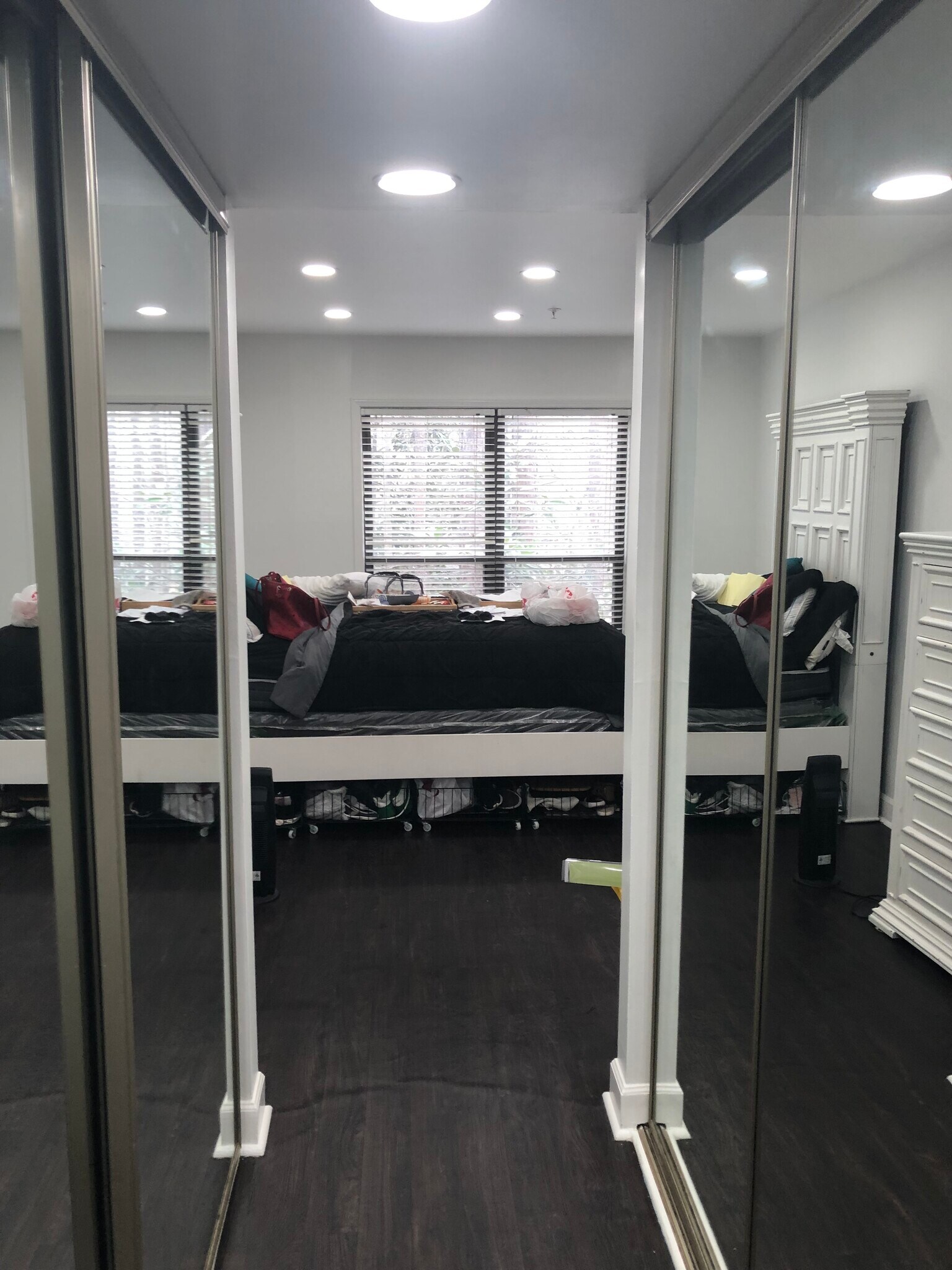 Building Photo - 908 Lismore SE