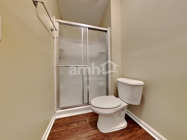 Building Photo - 1520 Arden Court