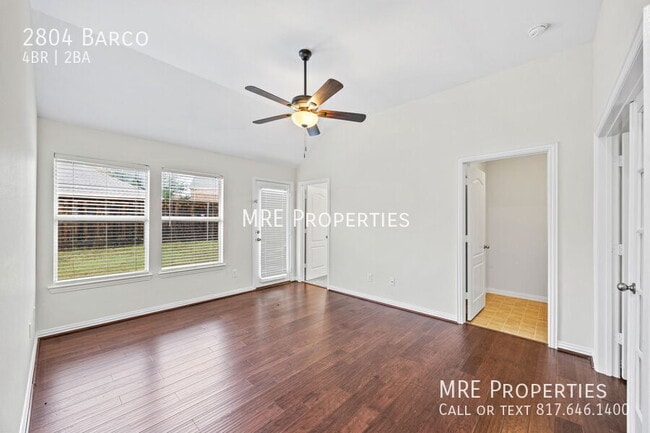 Building Photo - 2804 Barco