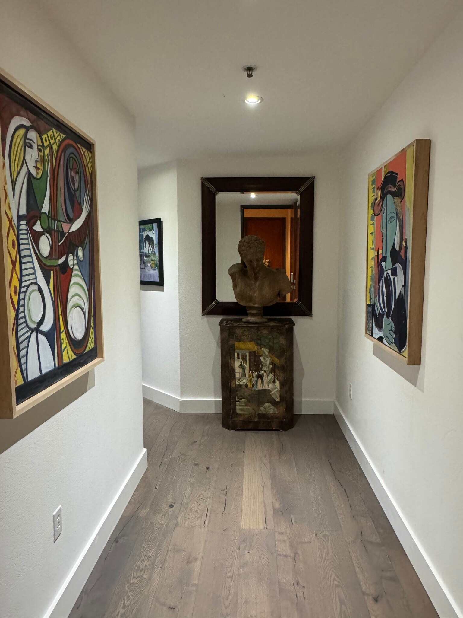 Entry Hall - 5855 Horton St