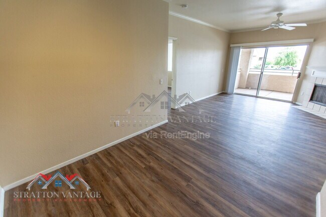 Building Photo - 16013 S Desert Foothills Pkwy