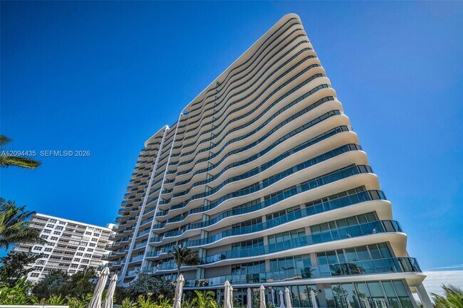 Building Photo - 900 N Ocean Blvd