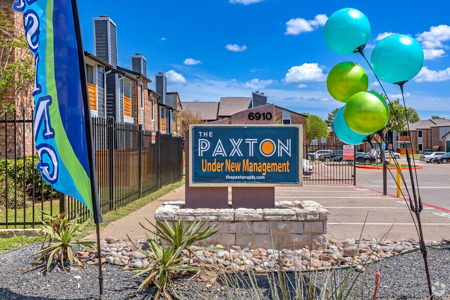 The Paxton Apartments 6910 S Cockrell Hill Rd Dallas TX 75236