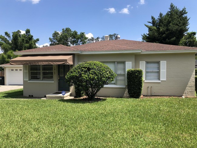 Building Photo - 1015 Harwood St