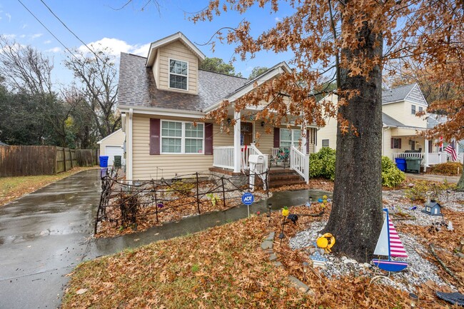 Building Photo - Beautiful Spacious Home for Rent in Norfolk!