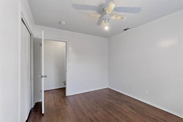 Building Photo - 1530 Buena Vista St