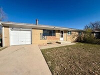 Building Photo - 504 Toledo St