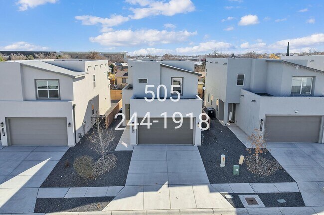 Building Photo - 9508 Sage Ranch Ct