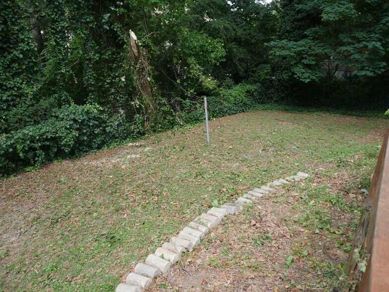Back yard - 1065 Atlantic Dr NW