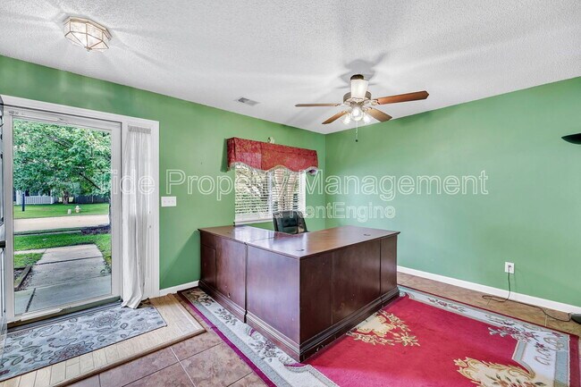 Building Photo - 8078 Old Hazelwood Rd