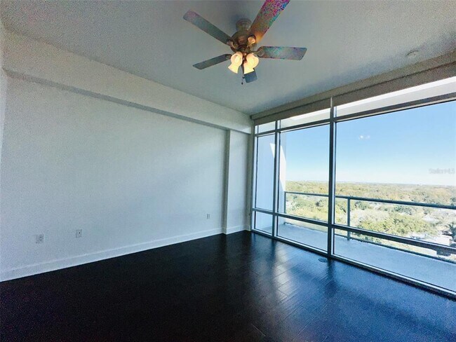 Building Photo - 101 S Eola Dr