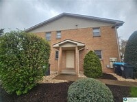 Building Photo - 2 Rosemont Ct