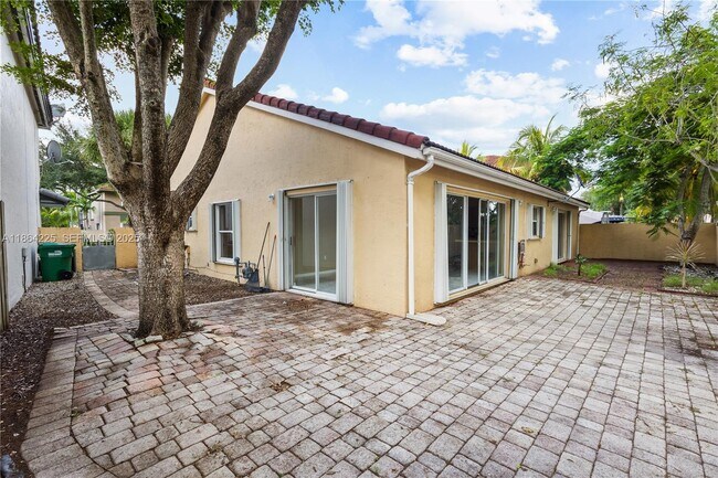 Building Photo - 8934 NW 189th Terrace