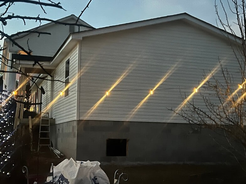 Building Photo - 1030 Covered Bridge Rd