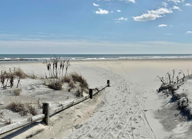 Building Photo - 100 S Frontenac Ave