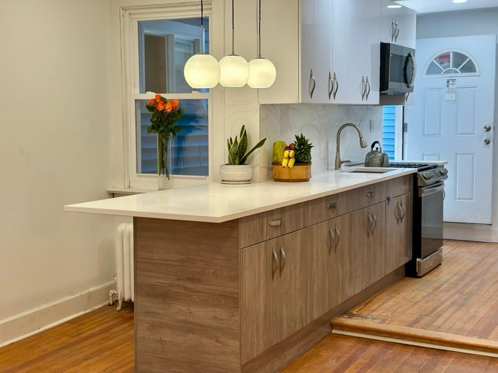 Building Photo - 328 High St