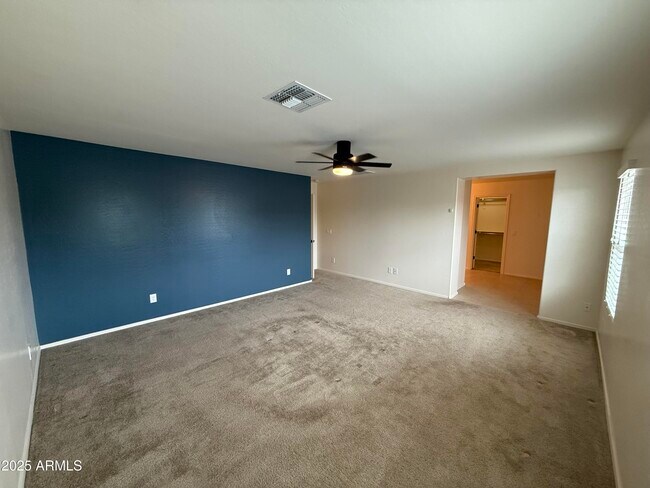 Building Photo - 12038 W Briles Rd