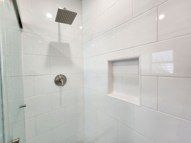 Building Photo - 715 Boyes Blvd