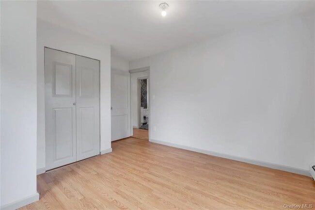 Building Photo - 32 Highland Dr