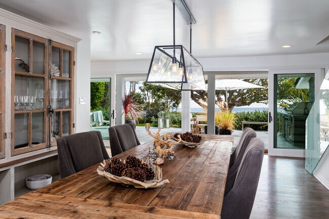 Dining Room - 29225 Cliffside Dr